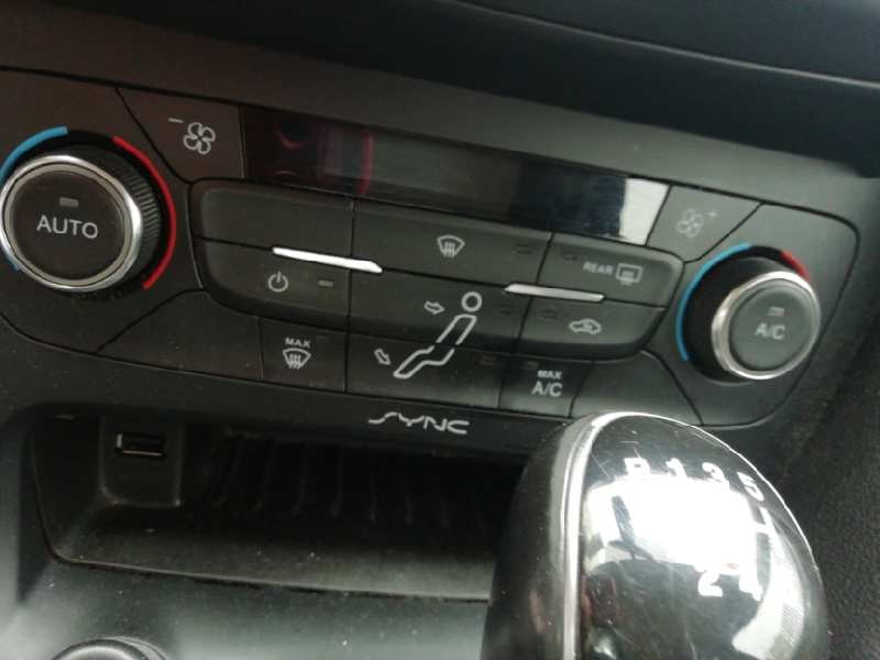 Recambio de mando climatizador para ford focus lim. 1.0 ecoboost cat referencia OEM IAM 1FET18C612AF  