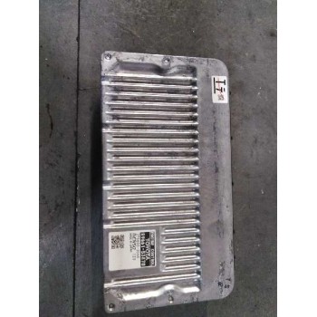 Recambio de centralita motor uce para lexus is 300h referencia OEM IAM 8966153R70 2756003560 