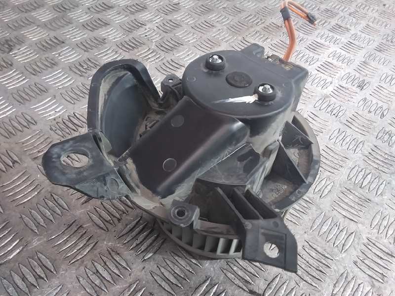 Recambio de motor calefaccion para fiat fiorino básico familiar referencia OEM IAM 507730100  