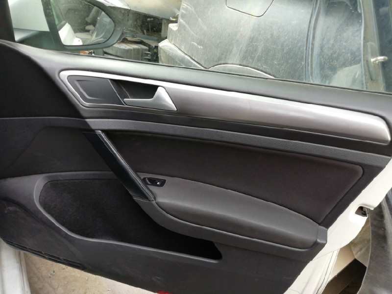 Recambio de guarnecido puerta delantera derecha para volkswagen golf vii variant (bv5) advance bmt referencia OEM IAM 5G4868080 