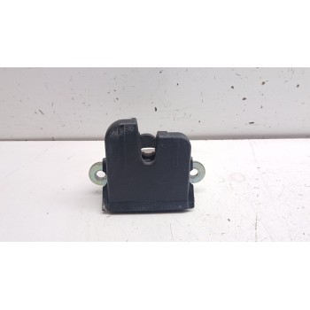 Recambio de cerradura maletero / porton para volkswagen golf vii lim. (bq1) advance referencia OEM IAM 5g6827505b  