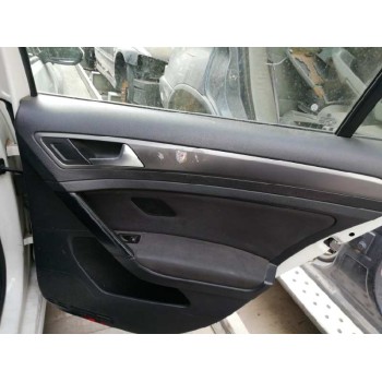 GUARNECIDO PUERTA TRASERA DERECHA 5G4868074 