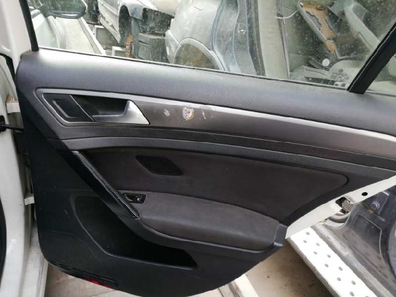 Recambio de guarnecido puerta trasera derecha para volkswagen golf vii variant (bv5) advance bmt referencia OEM IAM 5G4868074  