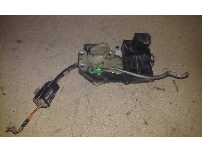 Recambio de cerradura puerta delantera derecha para mg mg zr 100 d referencia OEM IAM FQJ103650PMA  3P