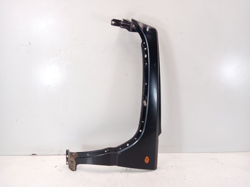 Recambio de aleta delantera izquierda para jeep cherokee (kj) 2.4 cat referencia OEM IAM   