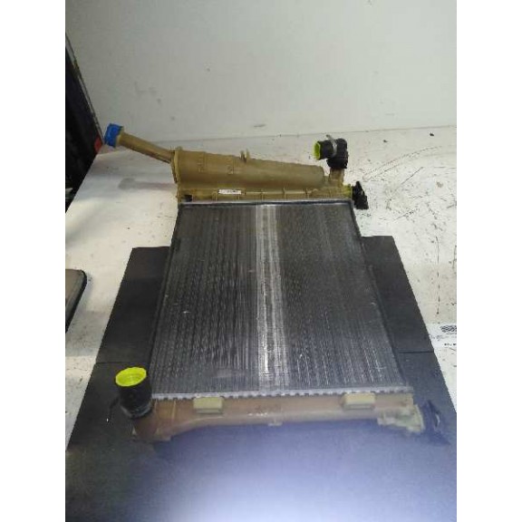 Recambio de radiador agua para ford ka (ccu) black edition referencia OEM IAM 879565000 879565000 41.5 X 48
