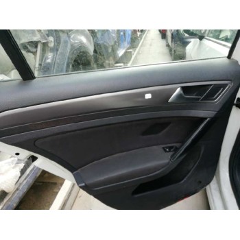 GUARNECIDO PUERTA TRASERA IZQUIERDA 5G4868073 