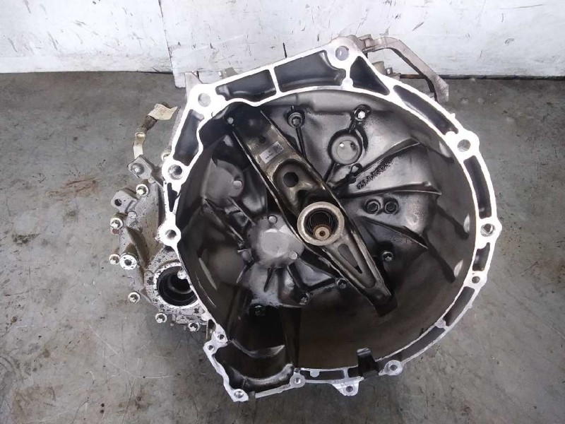 Recambio de caja cambios para bmw serie 1 lim. (f40) referencia OEM IAM 2300867163704 6V 23.372KM 