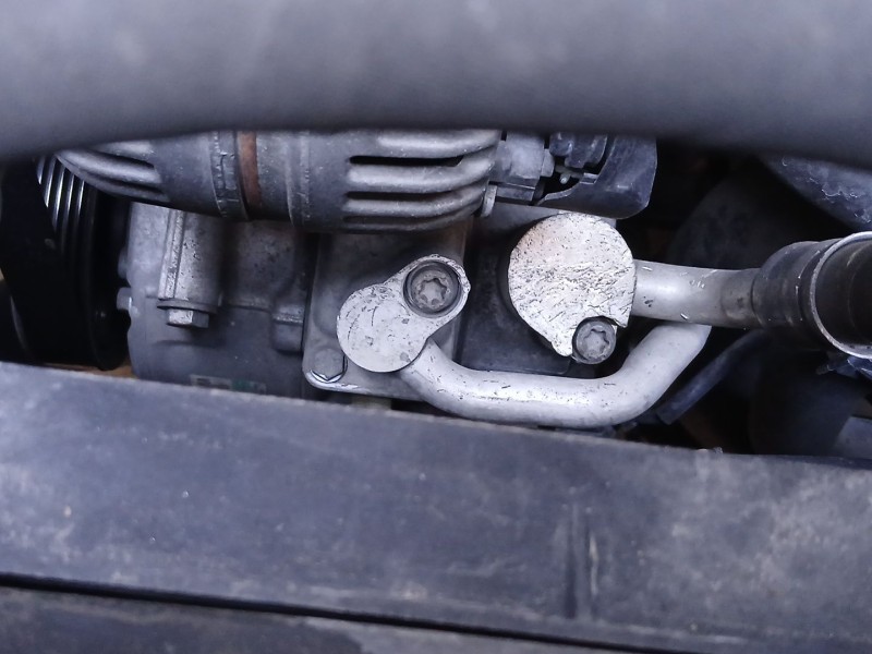 Recambio de compresor aire acondicionado para skoda octavia ii (1z3) 1.9 tdi referencia OEM IAM 1k0820803  