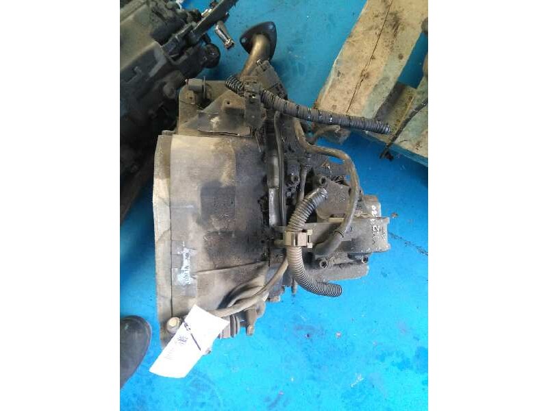 Recambio de caja cambios para nissan almera tino (v10m) 2.2 16v turbodiesel cat referencia OEM IAM   