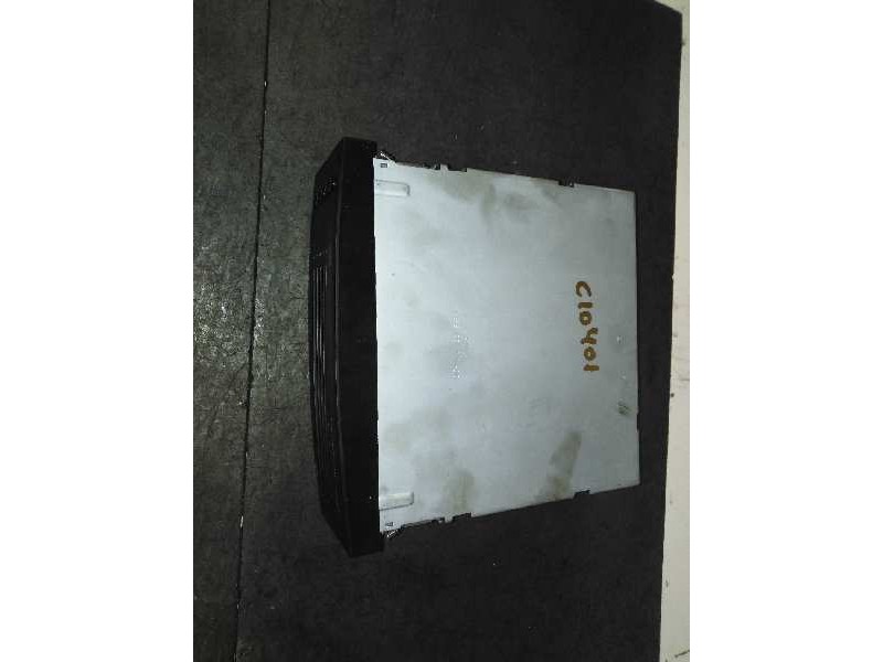 Recambio de sistema audio / radio cd para peugeot 307 berlina (s2) xt referencia OEM IAM 9660662677  CARGADOR CD