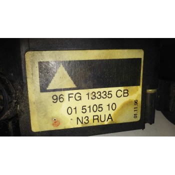 Recambio de mando multifuncion para ford fiesta berlina ghia referencia OEM IAM 96FG13335CB  