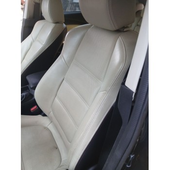 ASIENTO DELANTERO IZQUIERDO 