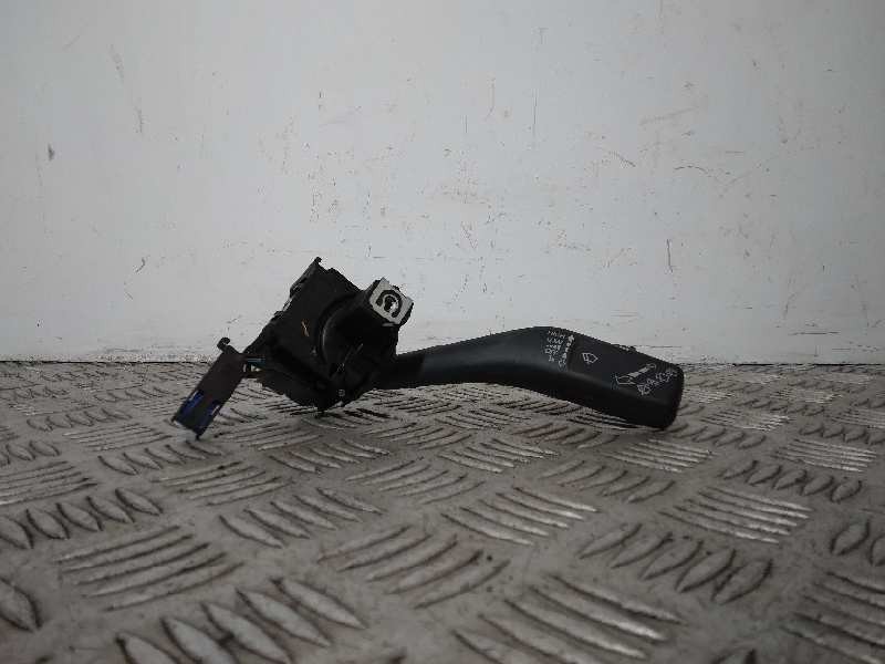 Recambio de mando limpia para seat leon (1p1) stylance / style referencia OEM IAM 1K0953519H  