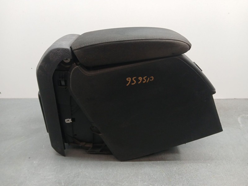 Recambio de apoyabrazos central para volkswagen golf vi (5k1) 1.6 tdi dpf referencia OEM IAM 1k5864251c  