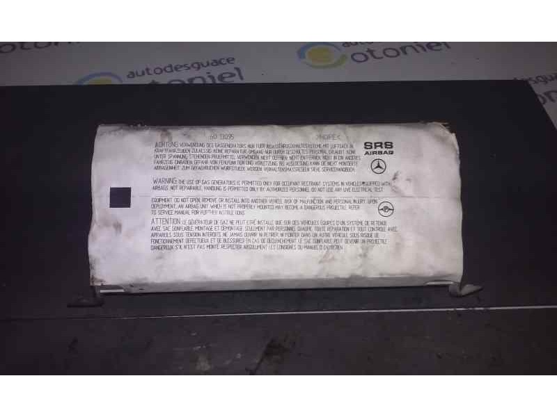 Recambio de airbag delantero derecho para mercedes-benz clase a (w168) 1.4 cat referencia OEM IAM 16886000  