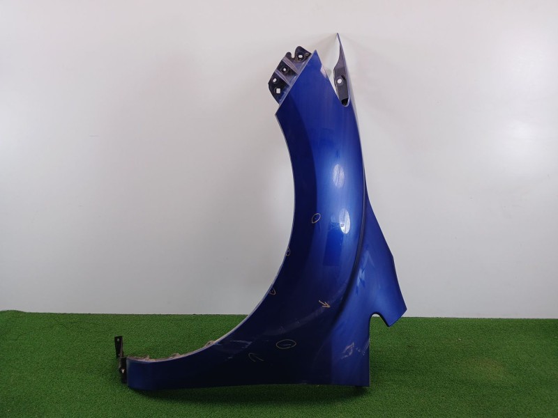 Recambio de aleta delantera izquierda para mazda cx-7 (er) luxury referencia OEM IAM   