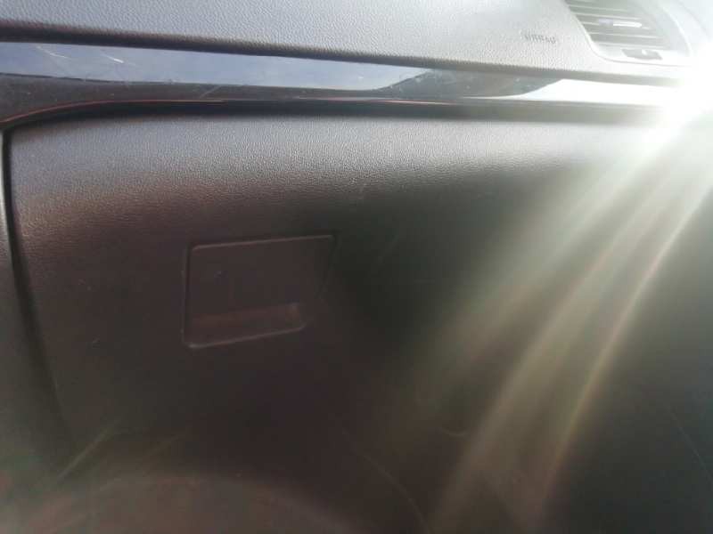 Recambio de guantera para opel insignia berlina cosmo referencia OEM IAM 13308550  