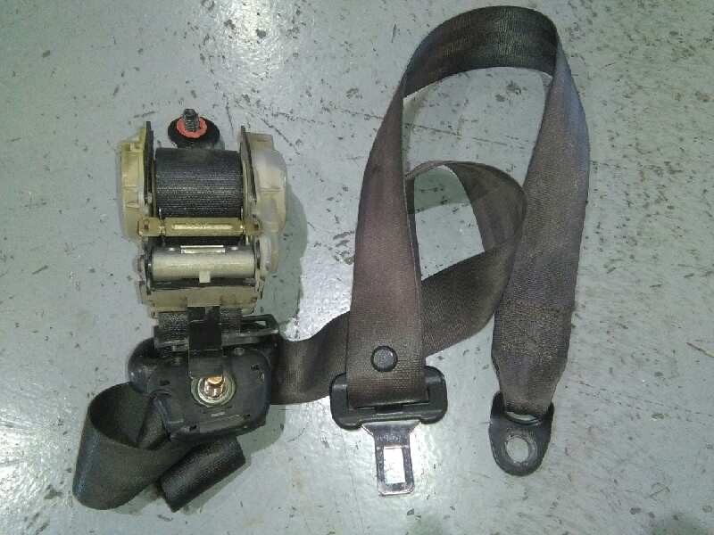 Recambio de cinturon seguridad delantero derecho para hyundai h 1 2.5 turbodiesel referencia OEM IAM 888804A300  