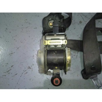 Recambio de cinturon seguridad delantero derecho para hyundai h 1 2.5 turbodiesel referencia OEM IAM 888804A300  
