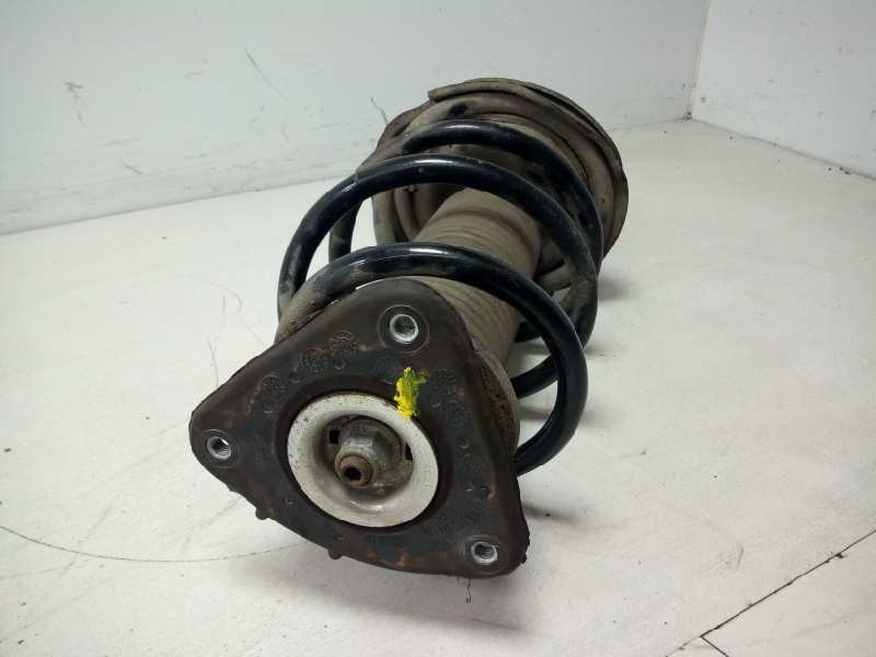 Recambio de amortiguador delantero izquierdo para volvo v40 kinetic referencia OEM IAM A0504052  