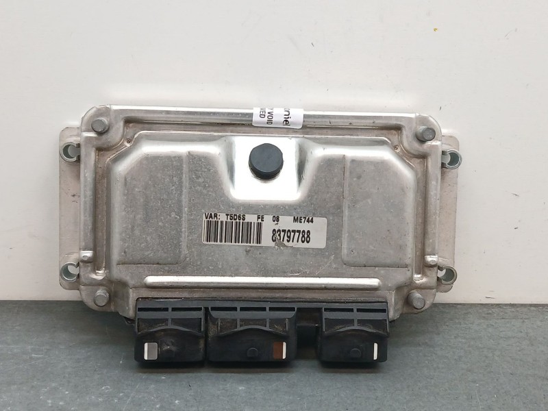 Recambio de centralita motor uce para peugeot 307 cc (s1) 1.6 referencia OEM IAM 9654823880 0261208301 