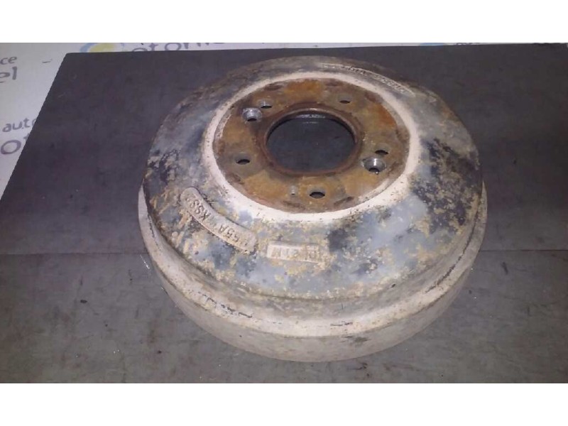 Recambio de tambor freno trasero para kia carnival td ls referencia OEM IAM   