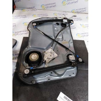 ELEVALUNAS DELANTERO DERECHO ELECTRICO 4P