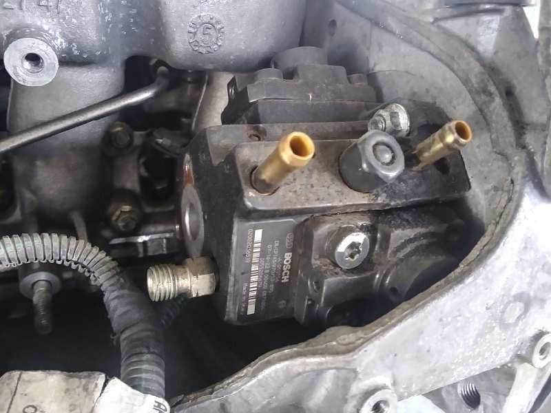 Recambio de bomba inyeccion para opel vectra c berlina 1.9 cdti referencia OEM IAM 0445010156  