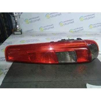 PILOTO TRASERO DERECHO 1ª 3P