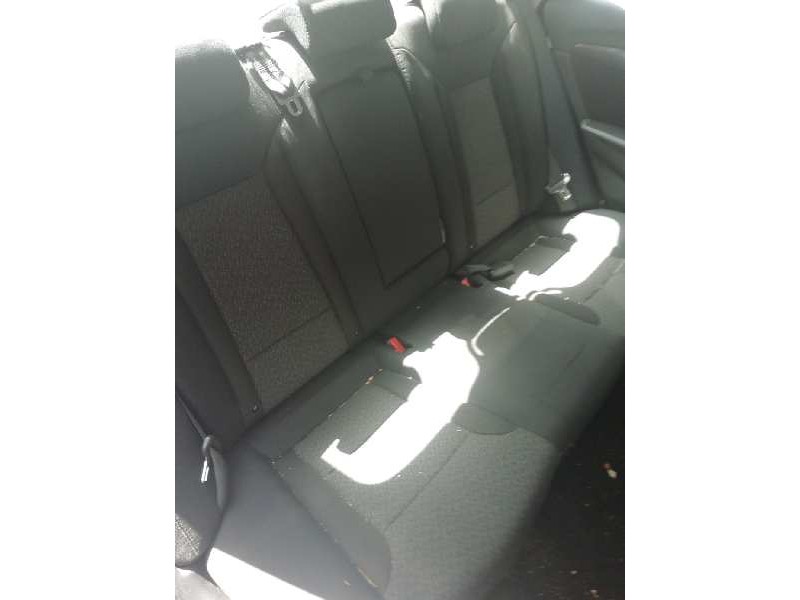 Recambio de asientos traseros para hyundai i40 premium referencia OEM IAM   