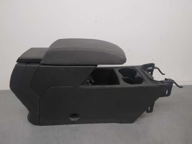 Recambio de apoyabrazos central para seat leon (5f1) cupra 300 referencia OEM IAM 5F0863243A  