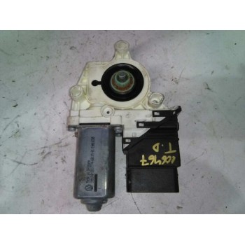 MOTOR ELEVALUNAS TRASERO DERECHO 