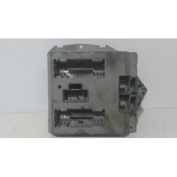 Recambio de caja reles / fusibles para fiat punto berlina (188) 1.9 diesel eco referencia OEM IAM 46768481  