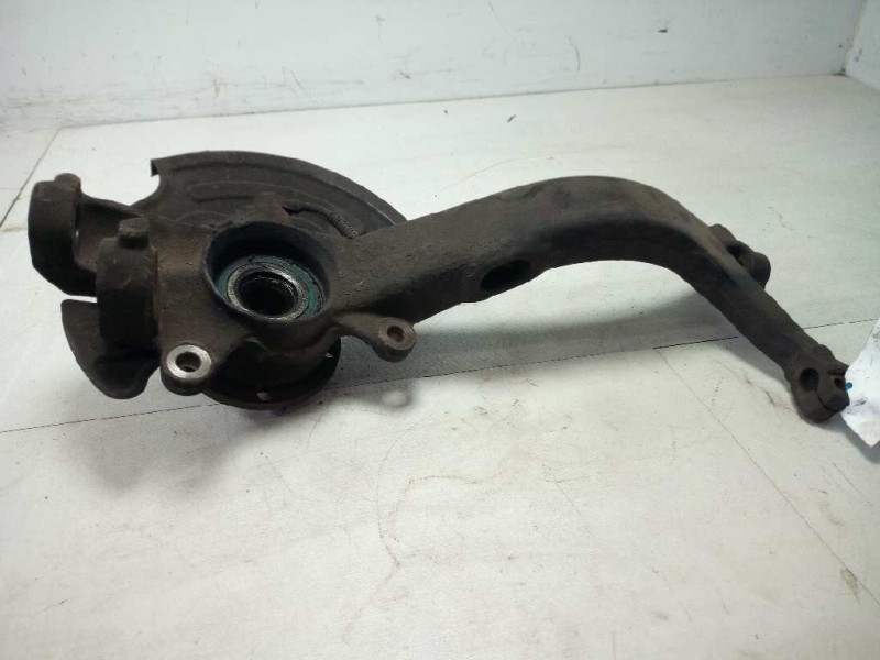 Recambio de mangueta delantera derecha para audi allroad quattro (4b5) 2.5 tdi (132kw) referencia OEM IAM 4Z7407258B  