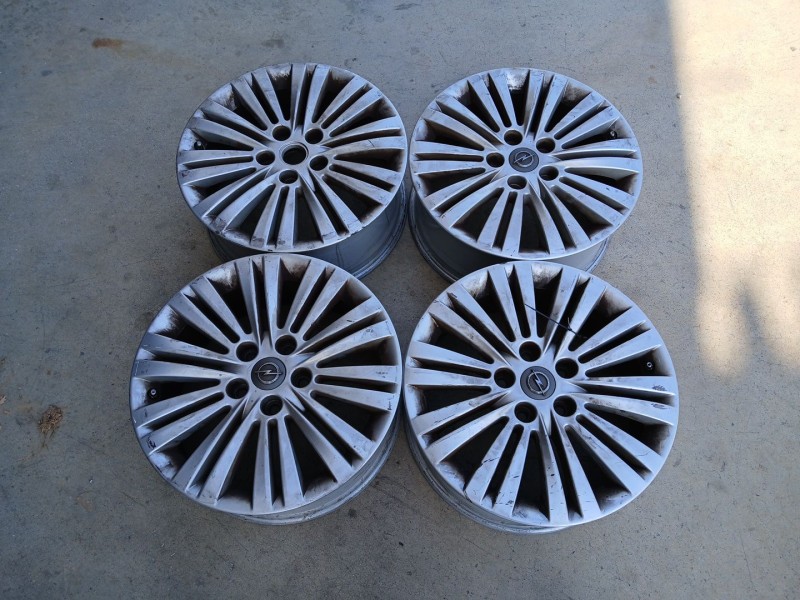 Recambio de juego llantas para opel astra j (p10) 1.6 cdti (68) referencia OEM IAM 17 PULGADAS  