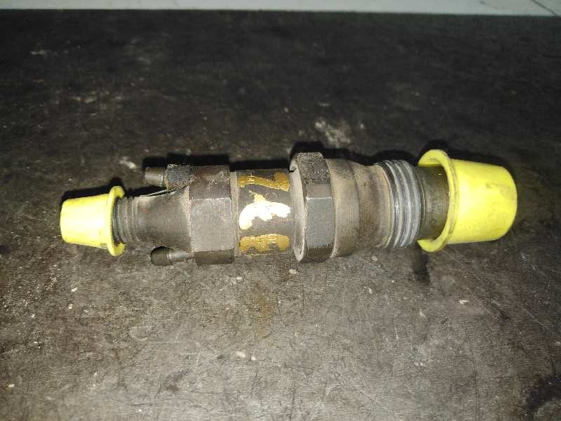 Recambio de inyector para volkswagen polo berlina (6n1) 1.9 diesel referencia OEM IAM 028130201C  