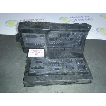 CAJA RELES / FUSIBLES 2115454401 