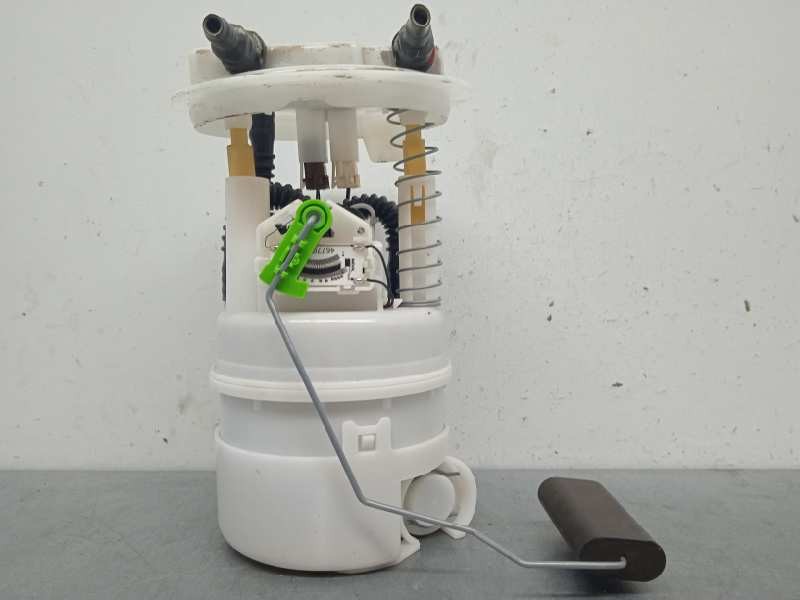 Recambio de aforador para renault clio iv limited referencia OEM IAM 170114543R 100102277 4 PINS CON BOMBA