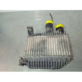 Recambio de intercooler para toyota avensis berlina (t25) 2.0 d-cat referencia OEM IAM 873067D SOPORTE ROTO TOCADO