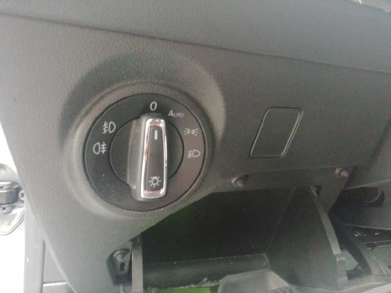 Recambio de mando luces para seat leon (5f1) cupra 300 referencia OEM IAM 5G0941431AF  