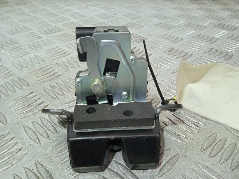 Recambio de cerradura maletero / porton para hyundai ix35 classic 2wd referencia OEM IAM 812301H300  