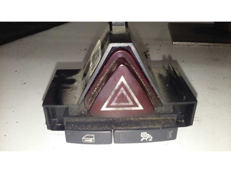 Recambio de warning para opel corsa d catch me referencia OEM IAM 13189529  