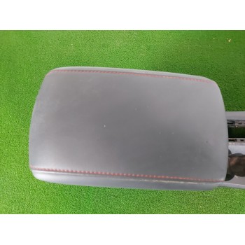 Recambio de apoyabrazos central para mg zs luxury referencia OEM IAM   