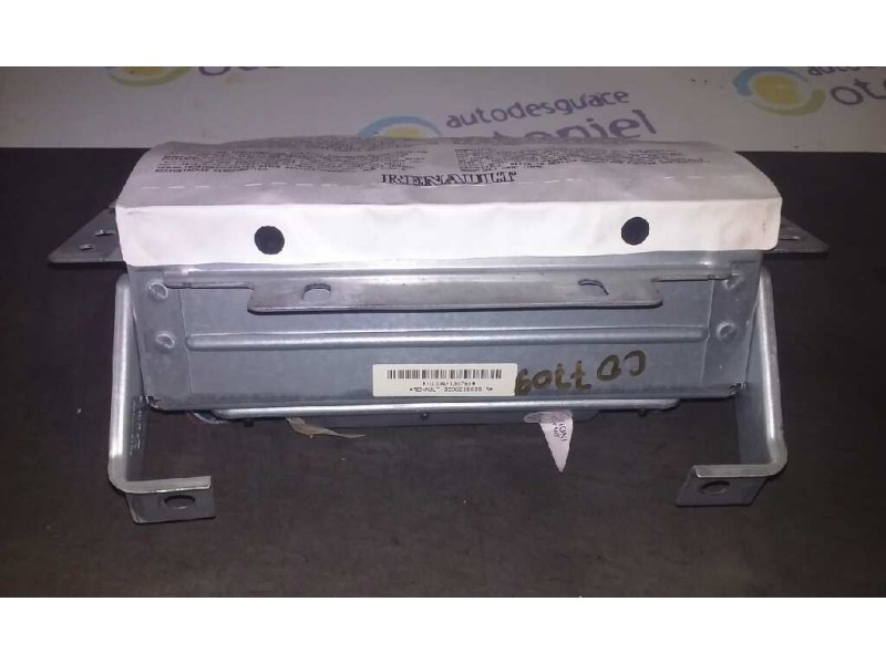 Recambio de airbag delantero derecho para renault modus authentique referencia OEM IAM 8200216039  