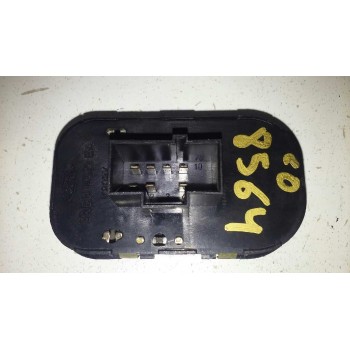 Recambio de mando elevalunas delantero izquierdo para ford mondeo berlina/familiar (fd) clx berlina referencia OEM IAM 93BG14529