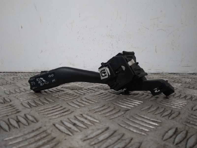 Recambio de mando luces para seat leon (1p1) stylance / style referencia OEM IAM 1K0953513G VOLANTE 