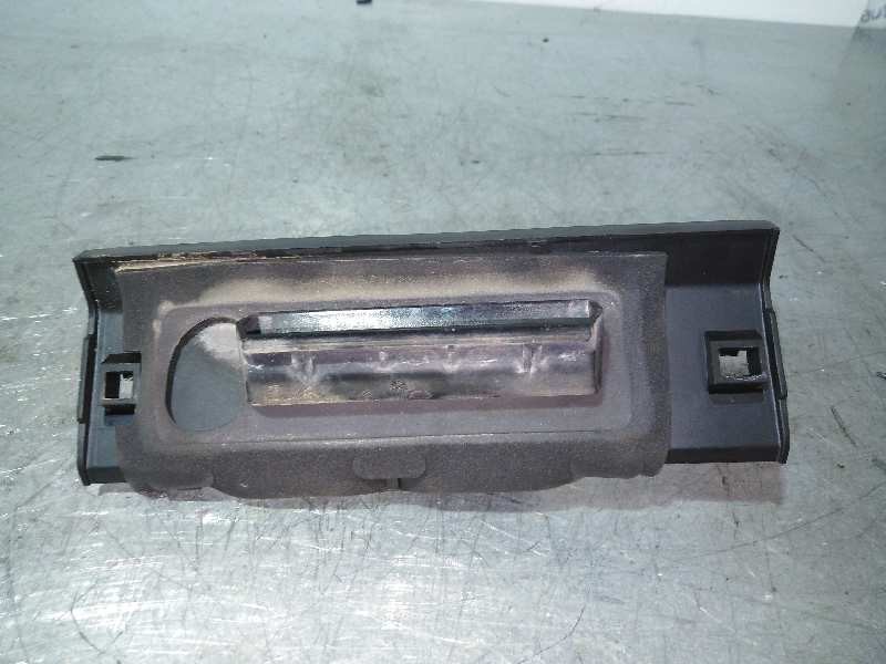 Recambio de maneta exterior porton para peugeot 206 berlina 1.4 referencia OEM IAM   