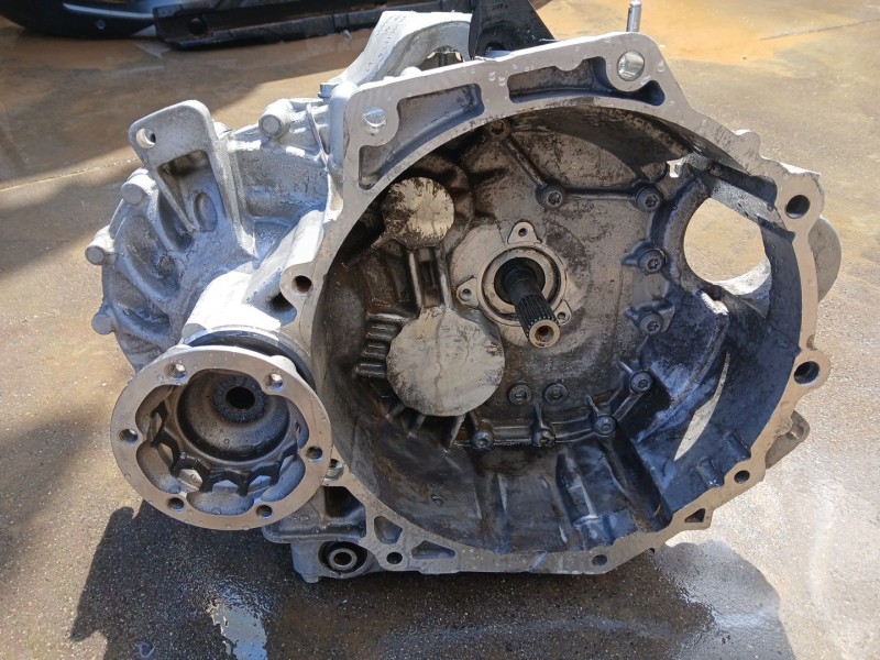 Recambio de caja cambios para volkswagen t-roc (a11, d11) 2.0 tdi scr referencia OEM IAM VCQ  