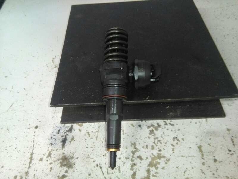 Recambio de inyector para ford galaxy (vy) 1.9 tdi cat referencia OEM IAM 038130073AK 0414720038 